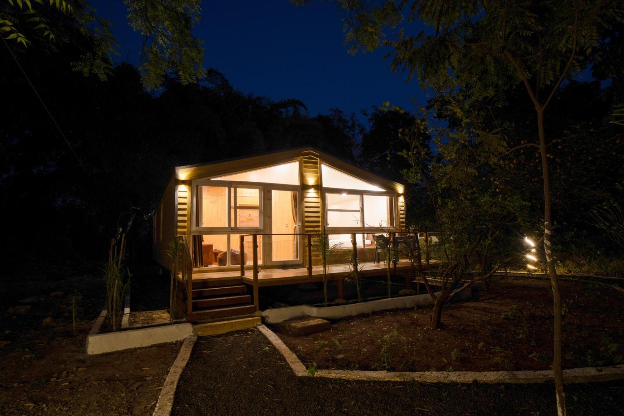 Treebo Premium Mowgli'S Den, Pench Hotel Khawasa Bagian luar foto