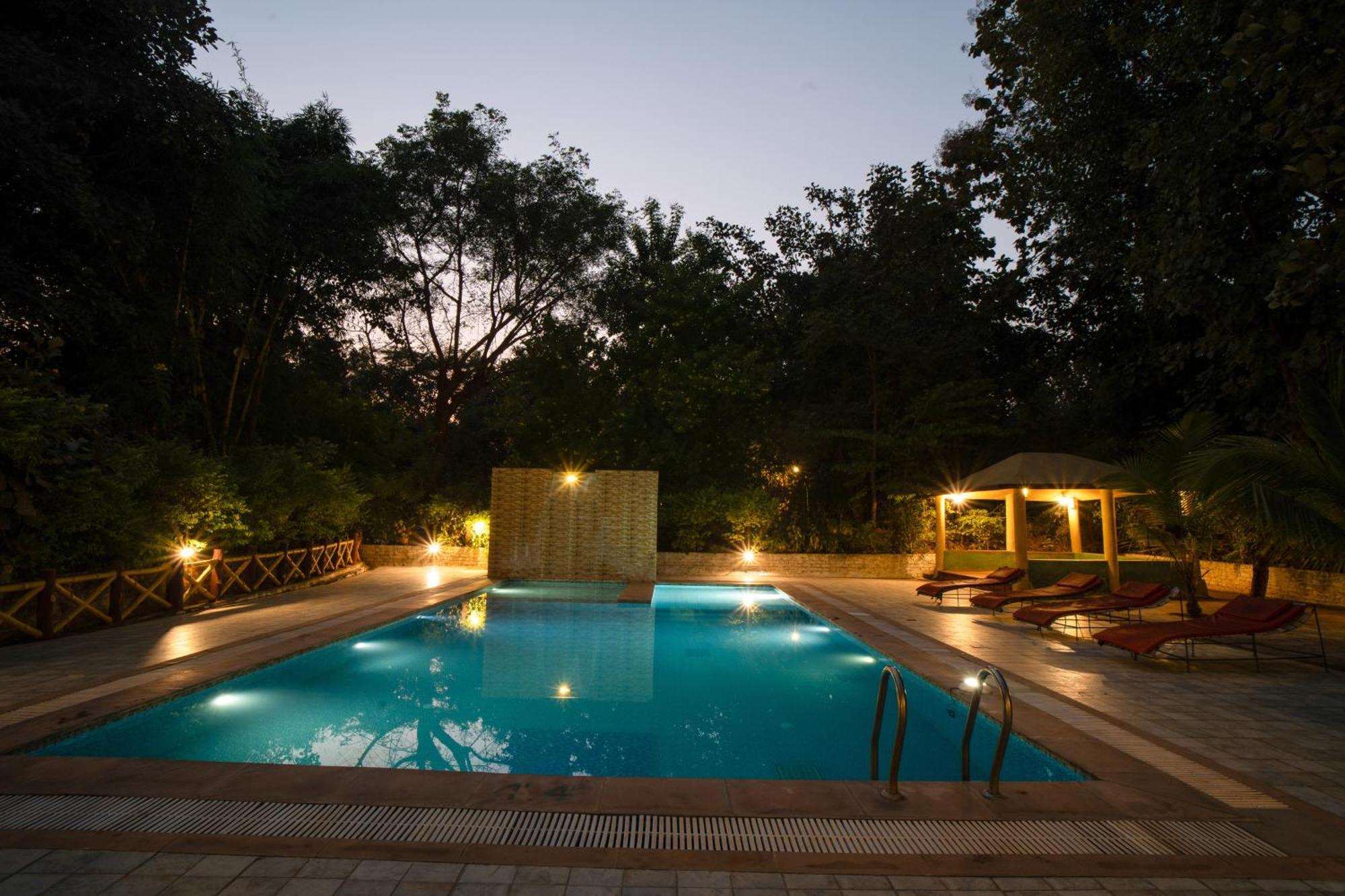 Treebo Premium Mowgli'S Den, Pench Hotel Khawasa Bagian luar foto