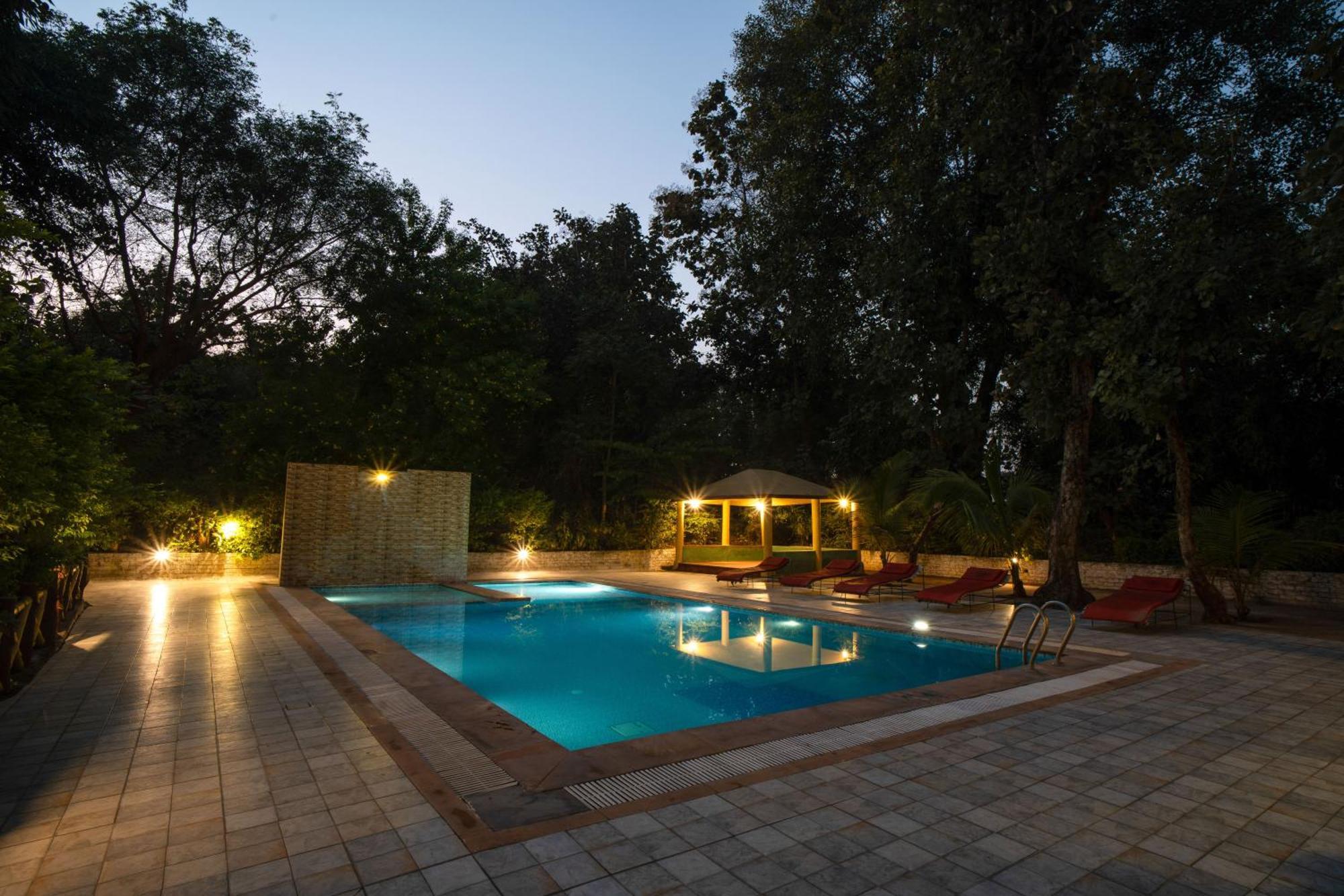 Treebo Premium Mowgli'S Den, Pench Hotel Khawasa Bagian luar foto