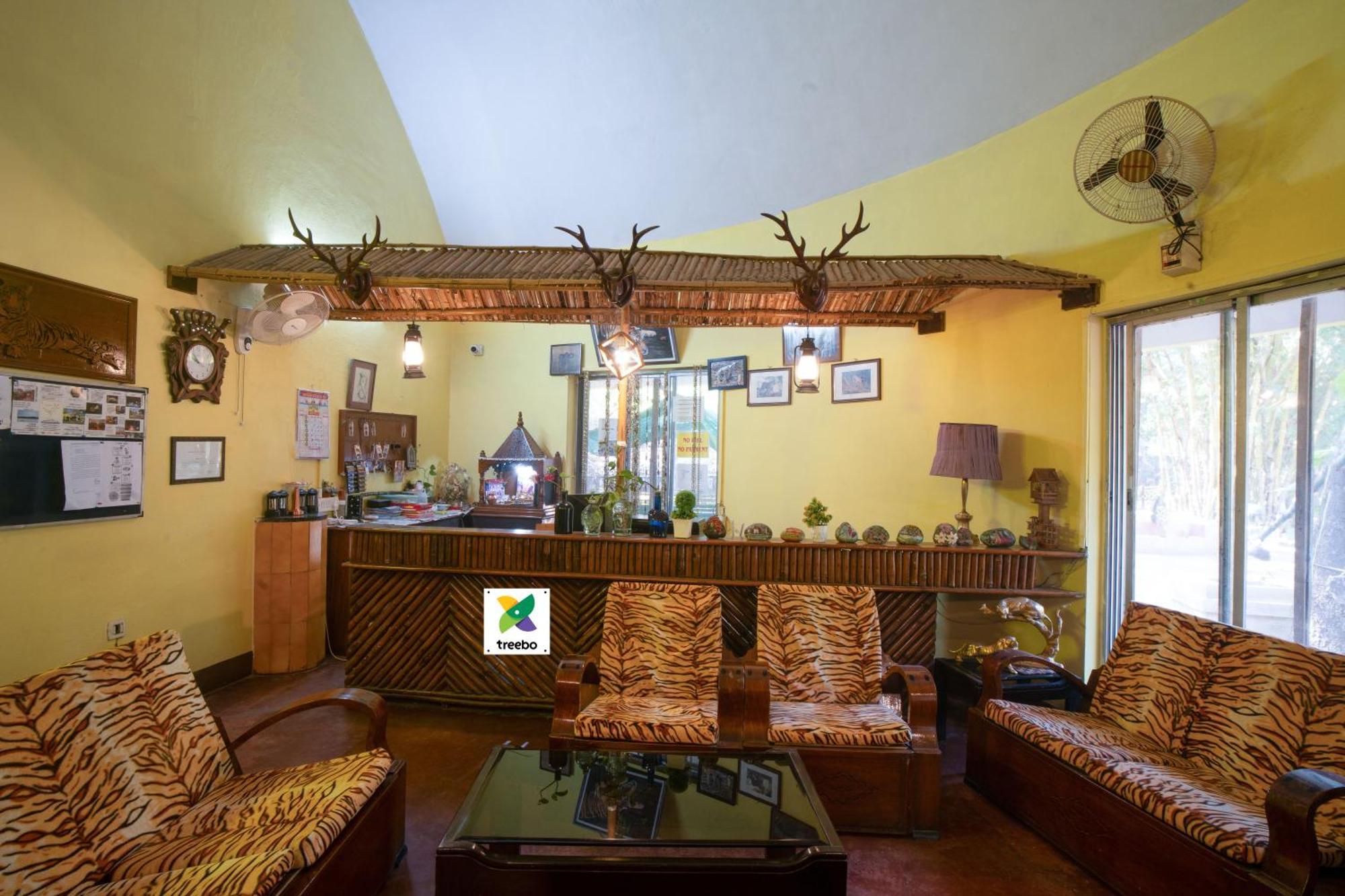 Treebo Premium Mowgli'S Den, Pench Hotel Khawasa Bagian luar foto