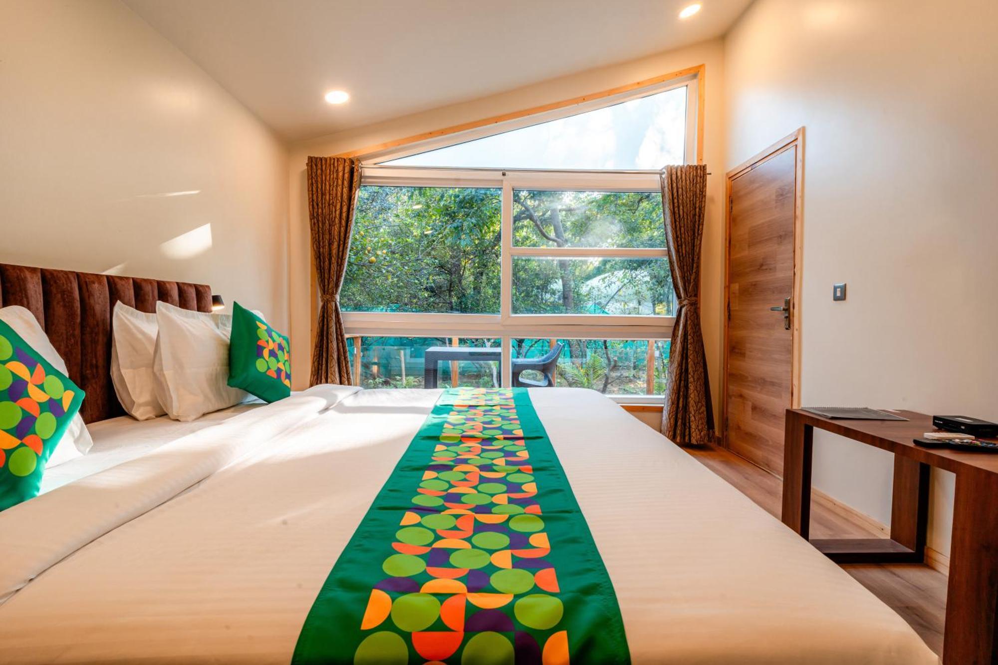 Treebo Premium Mowgli'S Den, Pench Hotel Khawasa Bagian luar foto