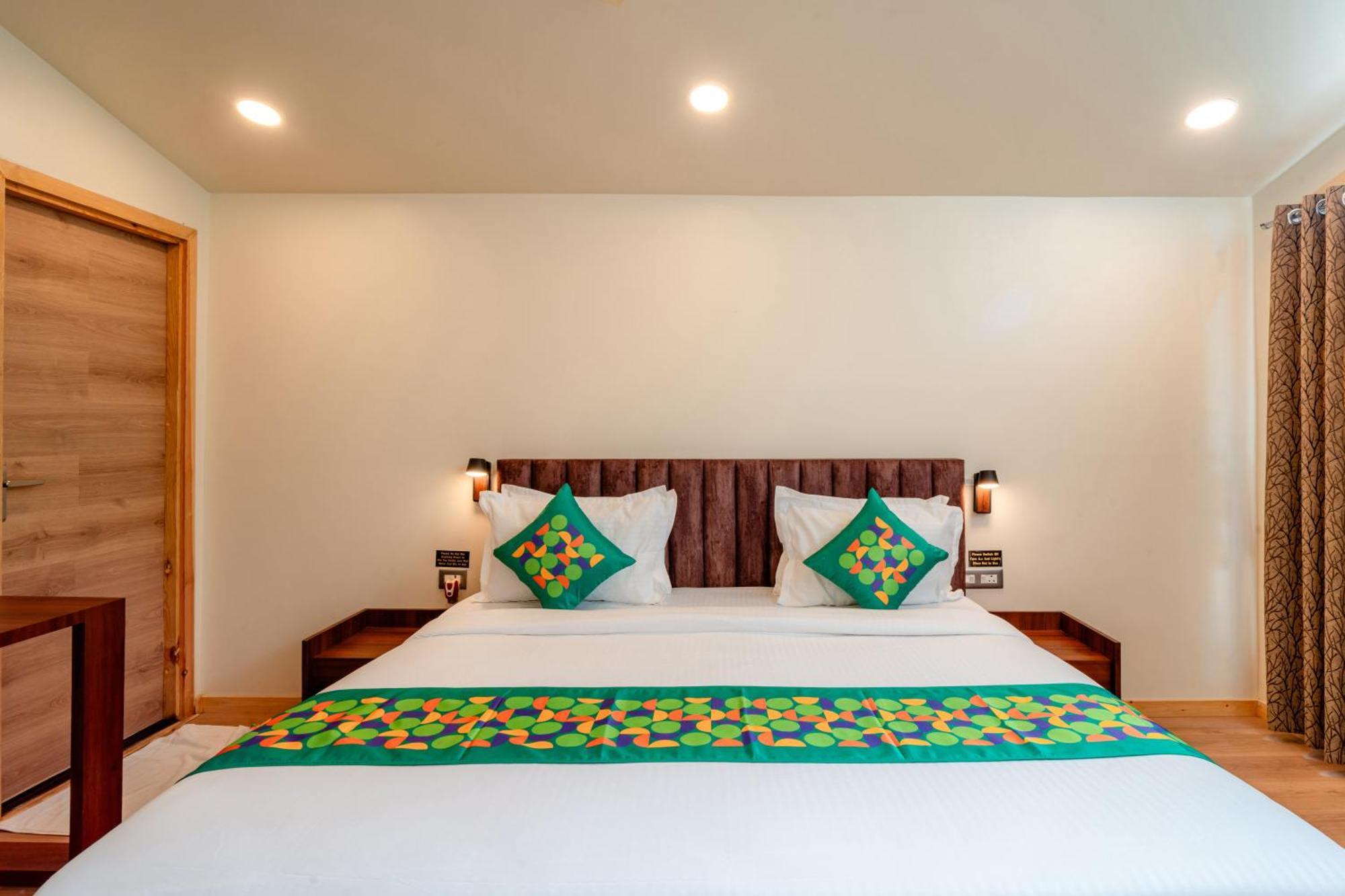 Treebo Premium Mowgli'S Den, Pench Hotel Khawasa Bagian luar foto