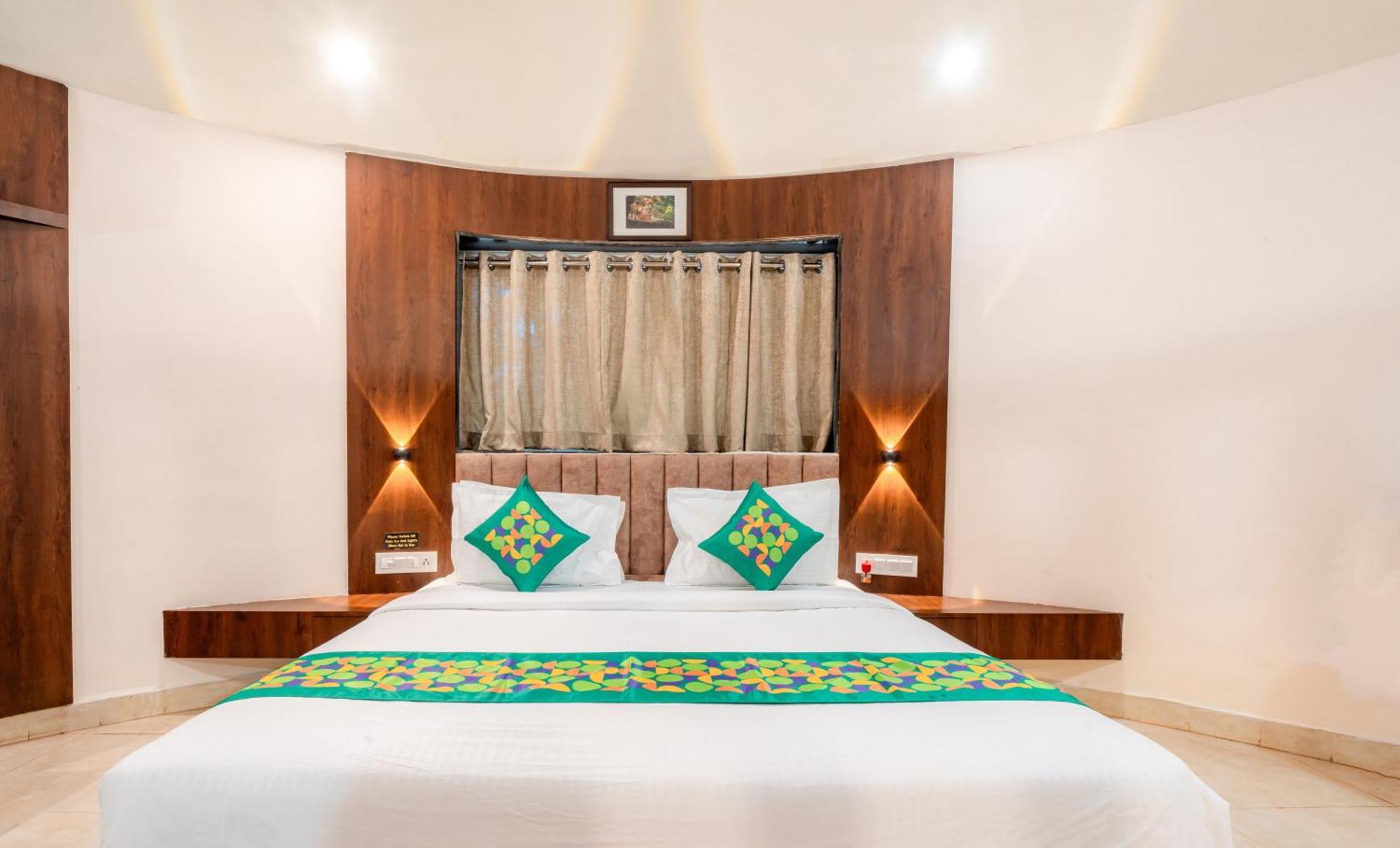 Treebo Premium Mowgli'S Den, Pench Hotel Khawasa Bagian luar foto