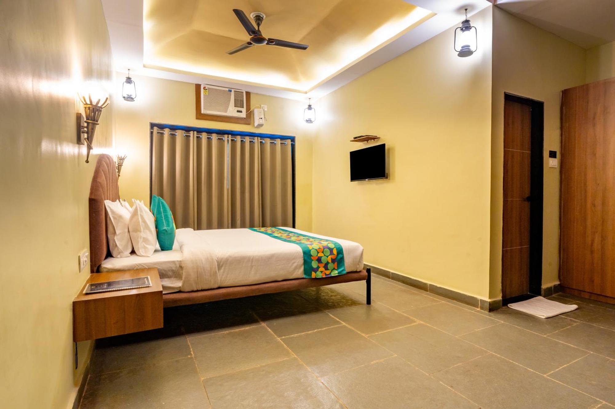 Treebo Premium Mowgli'S Den, Pench Hotel Khawasa Bagian luar foto