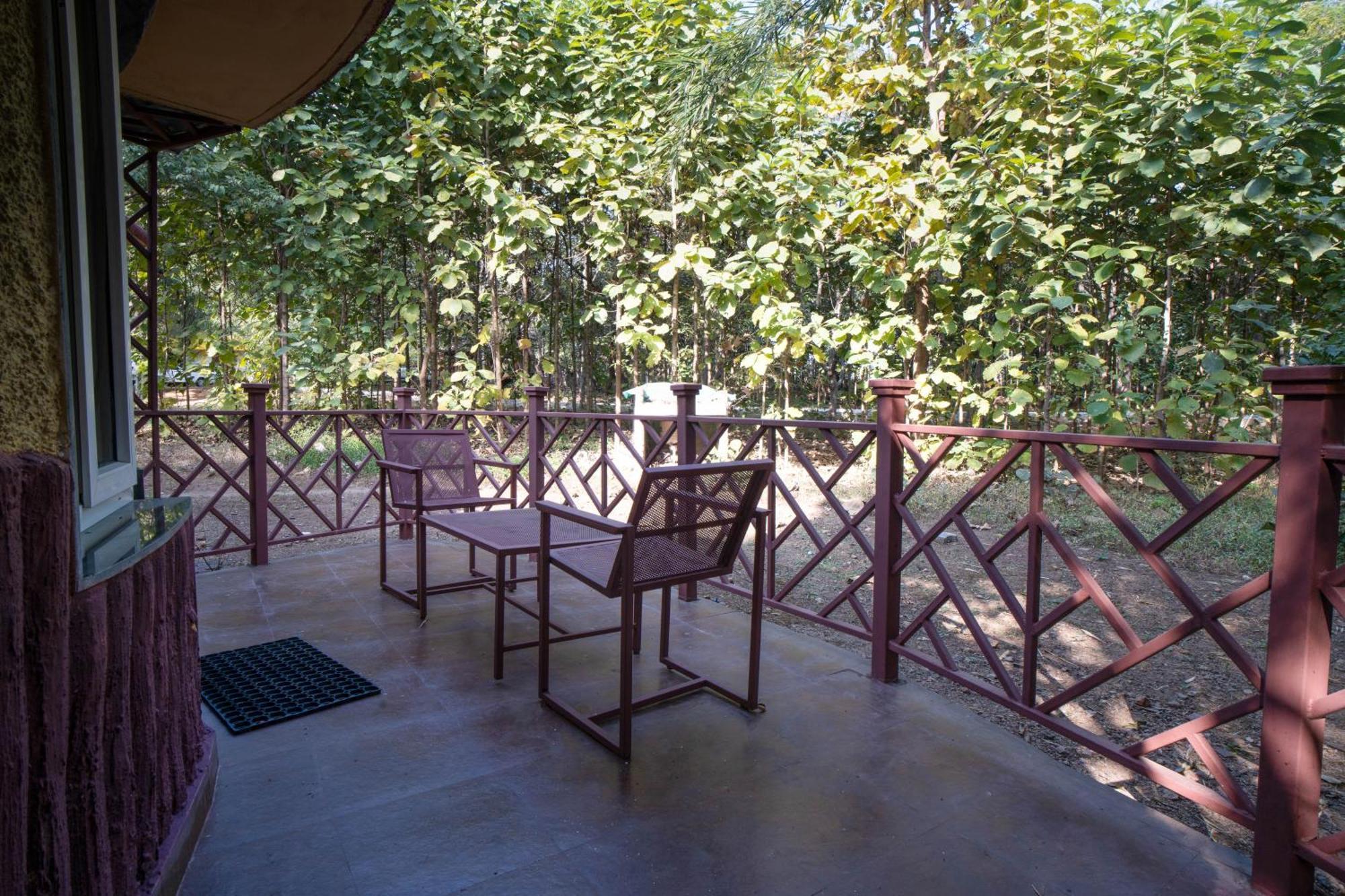 Treebo Premium Mowgli'S Den, Pench Hotel Khawasa Bagian luar foto