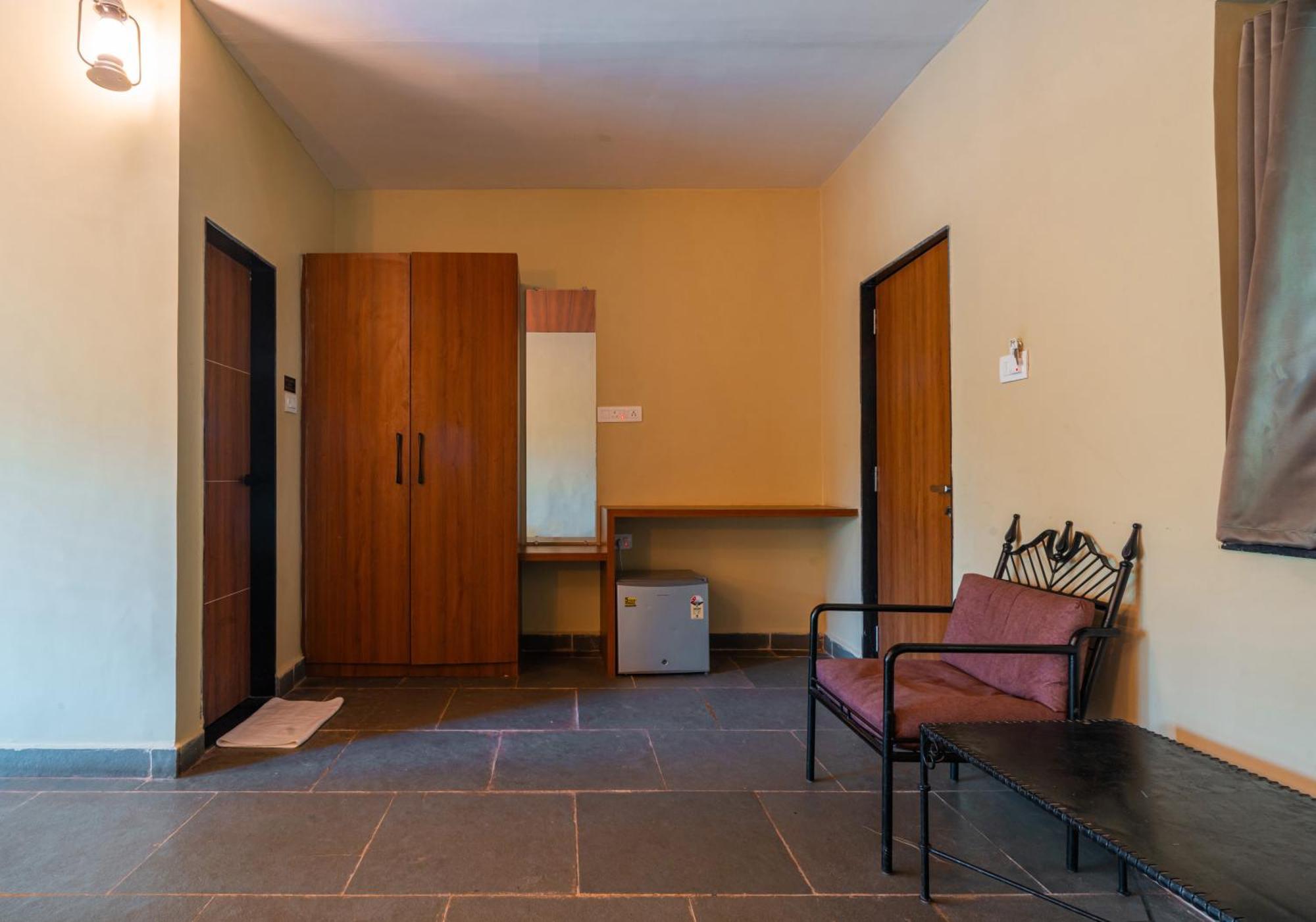 Treebo Premium Mowgli'S Den, Pench Hotel Khawasa Bagian luar foto