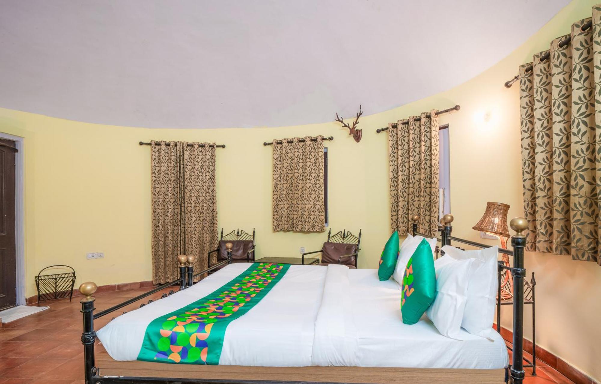 Treebo Premium Mowgli'S Den, Pench Hotel Khawasa Bagian luar foto